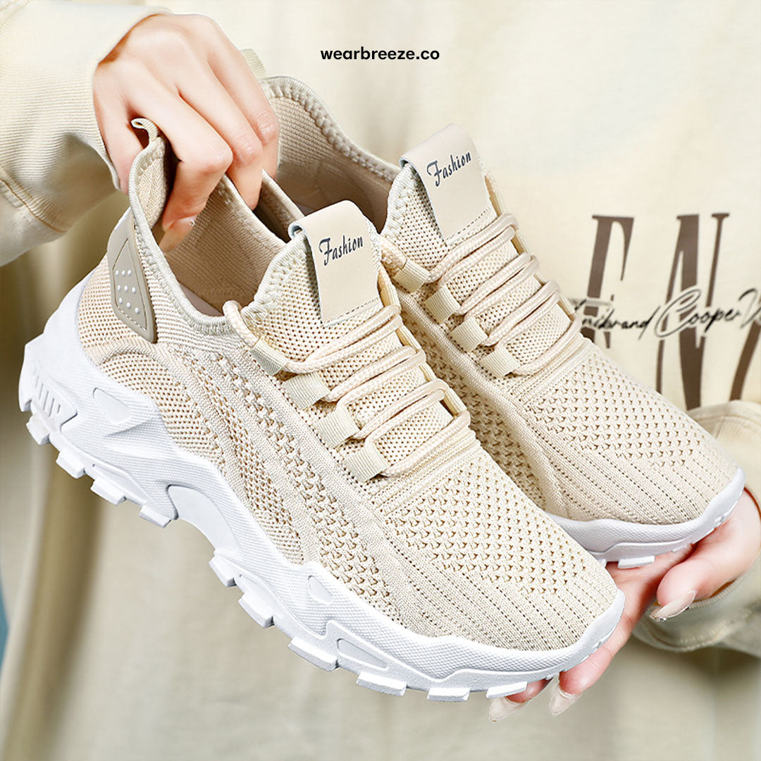 Cross - Women's Ultra Comfortable Shoes